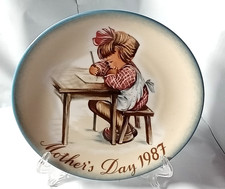 Vintage Collector Plate - Mother and Child Motif — listing 6