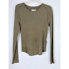 Waffle-Knit V-Neck Long-Sleeve Top with Lettuce-Edge Trim and Exposed Seams, Dusty Blue — listing 6