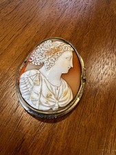 Antique Gilt Metal Shell Cameo Mourning Brooch with Photo Frame Back, 40mm x 35mm — listing 5