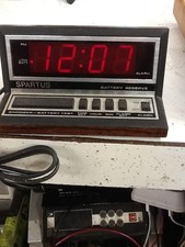 Vintage Spartus Electronic Digital Alarm Clock, Model Tech No. 1150, Red Lens — listing 2