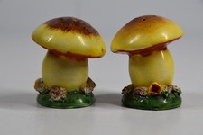 Ceramic Toadstool Mushroom Salt and Pepper Shaker Set — listing 2