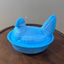 Westmoreland Miniature Yellow Milk Glass Hen on Nest Covered Dish, 2.5 inch — listing 2
