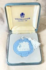 Wedgwood Jasperware Christmas Ornament 'Dressing The Tree' Blue Ball Decoration — listing 5