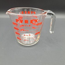 Pyrex 2-Cup (500 ml) Glass Measuring Cup with Blue Graphics — listing 5