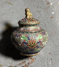 Chinese Cloisonné Enamel Lidded Ginger Jar with Foo Dog Finial, Green Floral Design, Blue Interior — listing 6