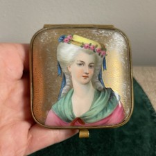 Vintage Round Ormolu Trinket Box with Portrait Miniature Lid and Celluloid Panel — listing 4