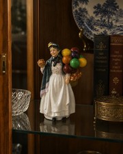 Royal Doulton 'Biddy' Bone China Figurine HN1445 — listing 5