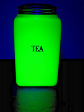 Jadeite Green Uranium Glass "TEA" Kitchen Canister, Ribbed Beehive Form, 4.5" Tall — listing 2