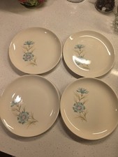 Taylor Smith & Taylor "Ever Yours" Boutonniere Dinner Plate, Blue Cornflower Pattern