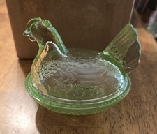 Rosso by Wilkerson glass hen nest Miniature Teal Glass Nesting Hen on Basket, 3.5 inch Covered Dish — listing 5