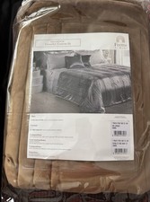 Frette At Home Vertical King Coverlet in Pearl Gray — listing 2