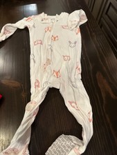 Baby Girl Footed Sleepers Bundle of 4, Size 0-3M/3M, Floral & Polka Dot — listing 4