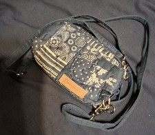Donna Sharp Quilted Floral Crossbody Bag, Multi Color, 9 x 11 in. — listing 4