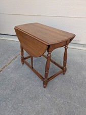 Statton Trutype Americana Three-Tier End Table with Drawer, Solid Cherry