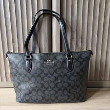 Coach Signature Gallery Beige/Khaki Jacquard Tote Purse with Suede Trim Yes - format like No. XXXXX-XXXXX — listing 6