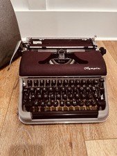 Olympia SM3 Portable Typewriter with Case — listing 6