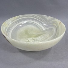 Carved Onyx Scalloped Bowl with Fluted Rim — listing 3