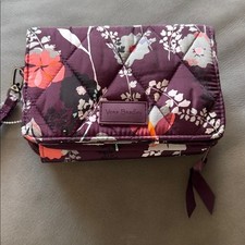 Vera Bradley Ultralight RFID Crossbody Bag in Enchanted Garden — listing 3