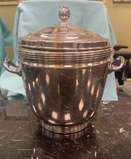 Sheffield Silver Co. Silverplate Ice Bucket with Black Wood Finial Lid — listing 5