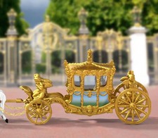 Die-Cast Model Gold State Coach with Eight-Horse Team and Postilion Riders, listing 4