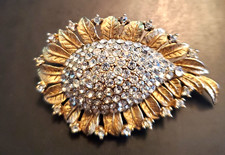 Hattie Carnegie Gold Tone Feather Brooch — listing 3