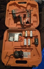 Paslode 3250/65 F16 16 Gauge Pneumatic Finish Nailer with Case and Manual — listing 3