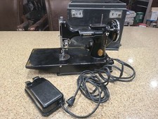 Singer Featherweight 221 Portable Electric Sewing Machine with Folding Extension Bed — listing 3
