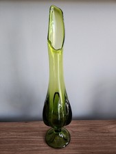 Vintage Mid-Century Green Swung Glass Floor/Table Vase with Ribbed Body — listing 6
