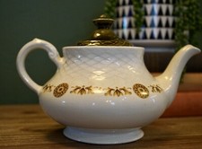 Enoch Wedgwood Gold Medallion Teapot with Golden Sunburst Pattern — listing 2