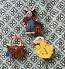 Set of 3 Hand-Painted Wooden Easter Eggs, Folk Art Floral Motif — listing 5