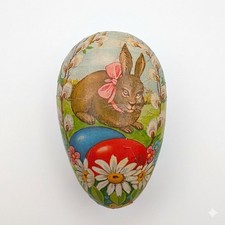 Hand-Painted Papier-Mâché Lacquered Egg Trinket Box with Rooster & Hen Motif