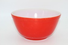 Vintage Pyrex Primary Red Nesting Mixing Bowl (403, 2.5qt) 402 — listing 3