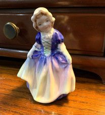 Royal Doulton 'Dinky Do' HN1678 Bone China Figurine — listing 5