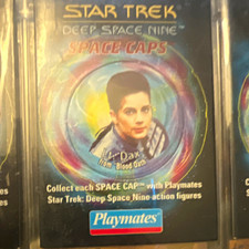 Star Trek Deep Space Nine 'Q' in DS9 Starfleet Uniform Action Figure (Playmates, Stock No. 6247) — listing 5