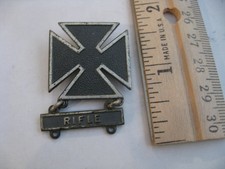 U.S. Army Sterling Silver Marksman Qualification Badge with Rifle Bar — listing 6