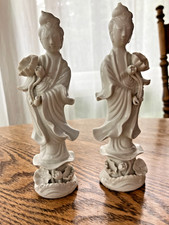 Porcelain Guanyin (Kwan Yin) Seated Figurine on Lotus Base with Hand-Painted Gilt Accents — listing 5