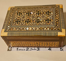 Wooden Trinket Box with Inlaid Diamond Argyle Pattern Lid — listing 2