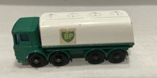 Matchbox Lesney No. 25 BP Petrol Tanker (Ergomatic Cab, Green/White) — listing 3