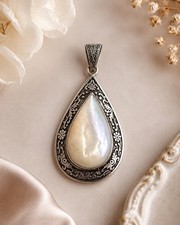 Gold-Tone Teardrop Pendant Necklace with Freshwater Pearl Drop — listing 6