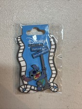Disney DSSH Studio Store Hollywood Stitch as Tourist Pin — listing 6