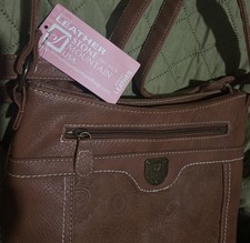 Stone Mountain Olive Green Leather Shoulder Bag with Brown Trim — listing 5