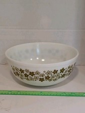 Vintage Pyrex Spring Blossom Green (Crazy Daisy) Cinderella Mixing Bowl #441