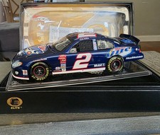 Rusty Wallace #2 Miller Genuine Draft NASCAR Wall Clock — listing 6