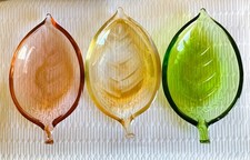 Vintage Pressed Glass Leaf-Pattern Serving Plate with Sawtooth Rim — listing 6