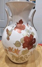 Vintage Japanese Porcelain Vase with Hummingbird and Daffodil Motif, Gold Trim — listing 6