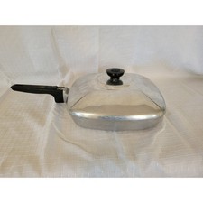 Vintage Magnalite Sidney O Cast Aluminum Square Skillet with Bakelite Handle — listing 3