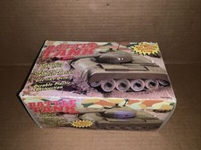 Vintage Battle Tank Battery-Operated Plastic Toy Tank in Box — listing 5