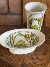 Vintage Frog & Dragonfly Lucite Bathroom Vanity Set (3-Piece: Soap Dispenser, Tumbler, Soap Dish) — listing 3