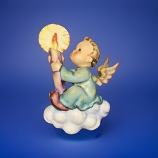 Goebel Hummel Wall Plaque Depicting Girl Carrying Cake, Relief Molded Ceramic — listing 2