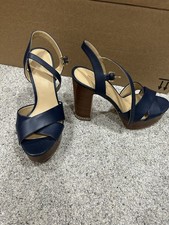 Michael Kors Black Leather Platform Sandals with Gold MK Logo Medallion, Size 8.5M — listing 4
